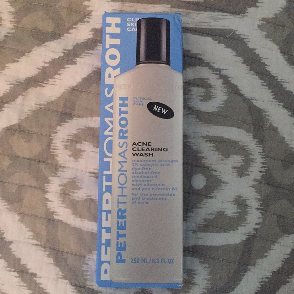 NWT Peter Thomas Roth - Acne Clearing Wash